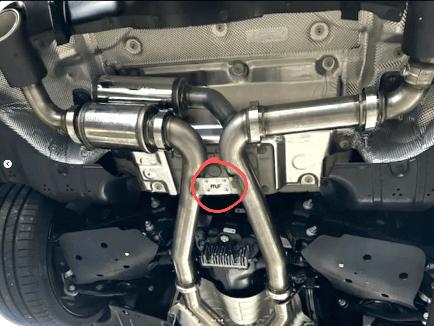 Magnaflow Direct-Fit Replacement Exhaust System | Toyota Previa (91-95) (106-0324)