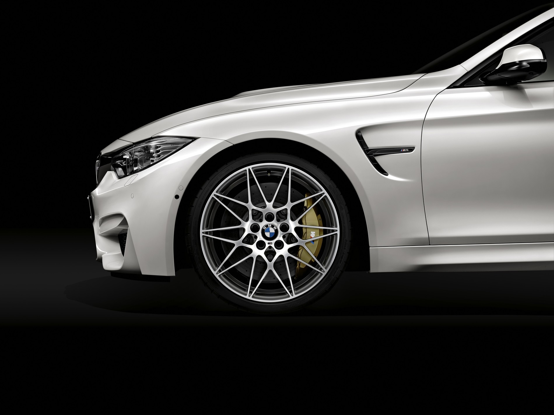 bmw-unveils-competition-package-for-m3-and-m4-photo-gallery_3.jpg