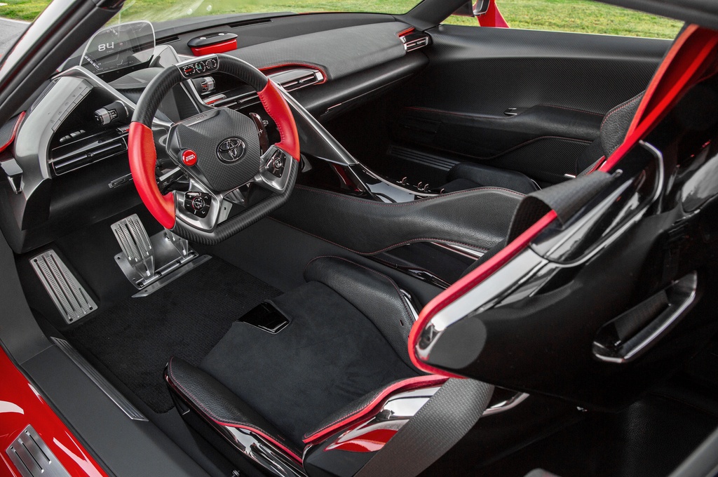 m-f-future-concept_vehicles-1403_toyota_ft_1_concept_first_look-66843684-Toyota-FT-1-interior-03.jpg