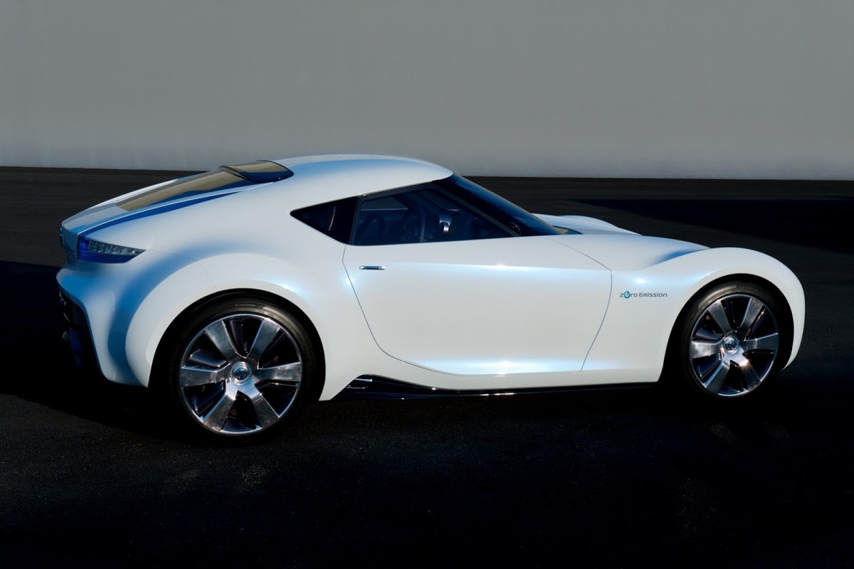 Nissan-Esflow-Concept-2011-16%25255B2%25255D.jpg