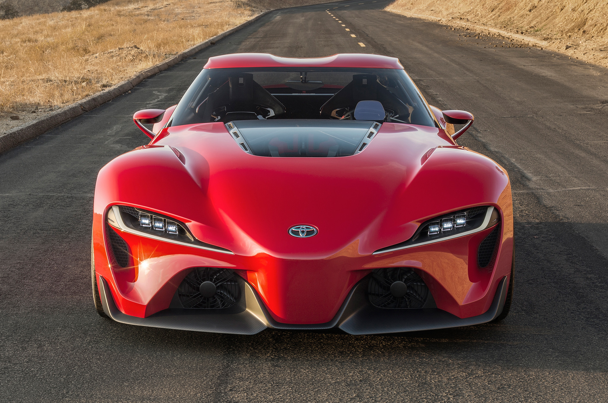 Toyota-FT-1-Concept-front-view-on-road.jpg