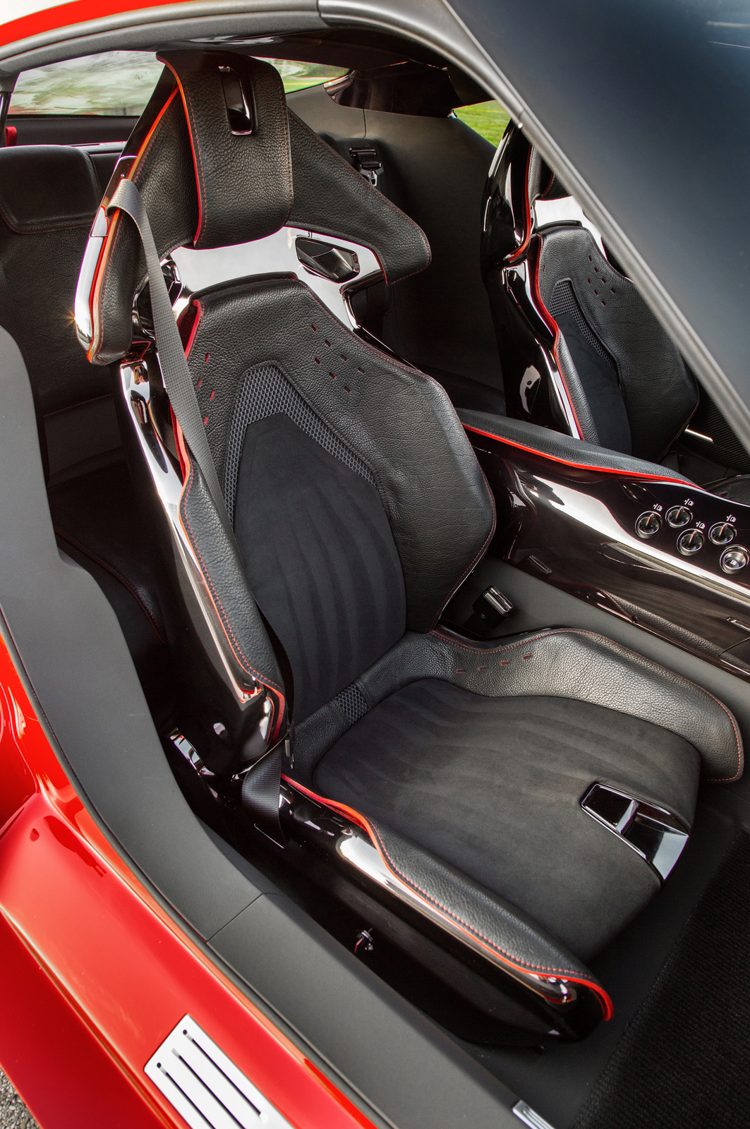 Toyota-FT-1-interior-seats.jpg